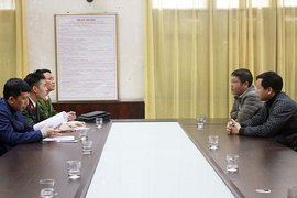 Tung tin thất thiệt về dịch Covid-19, phó quản đốc ở Quảng Ninh mất chức 